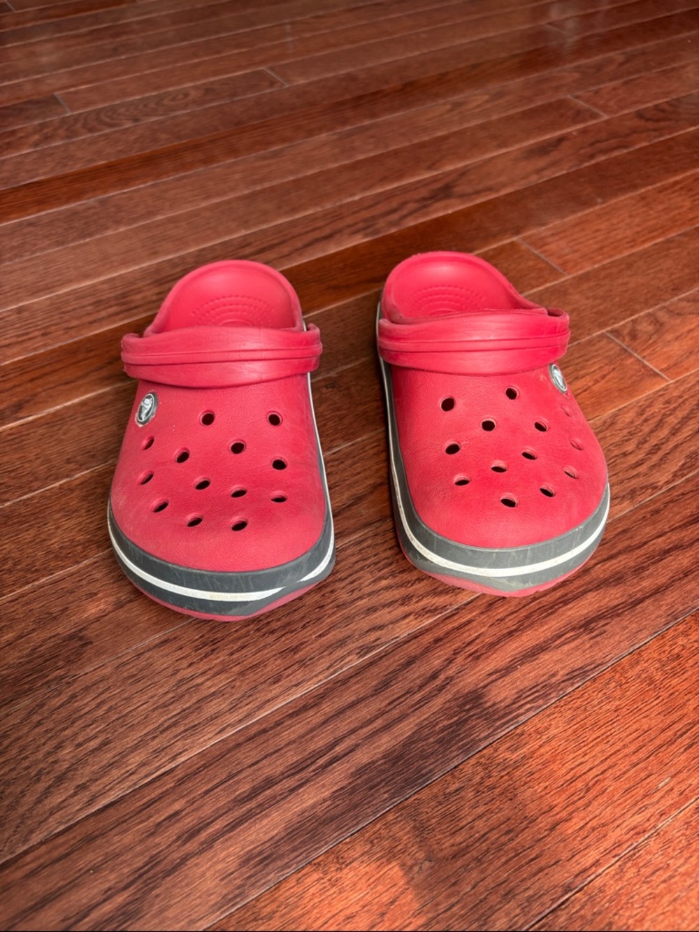 CROCS Kids Red Classic Clog with Heel Strap - Picture 2 of 11